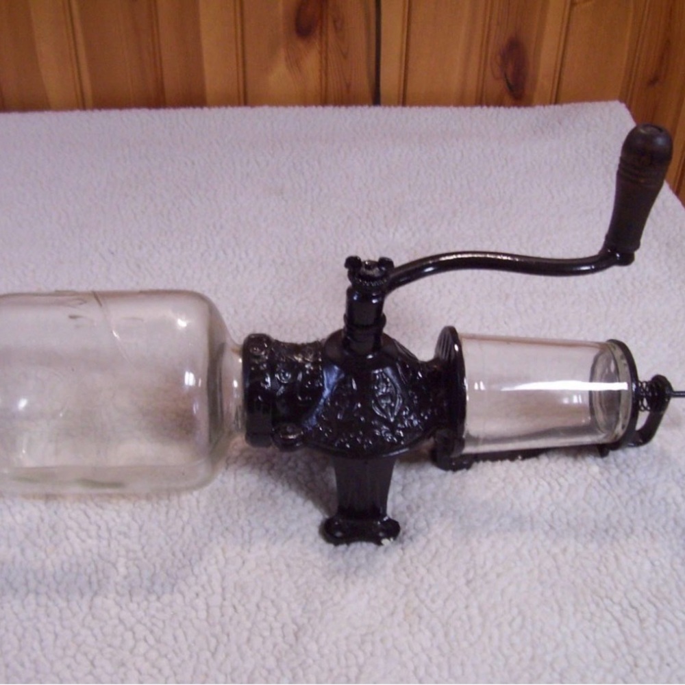 Vintage Hand Crank Arcade Crystal#3 coffee grinder